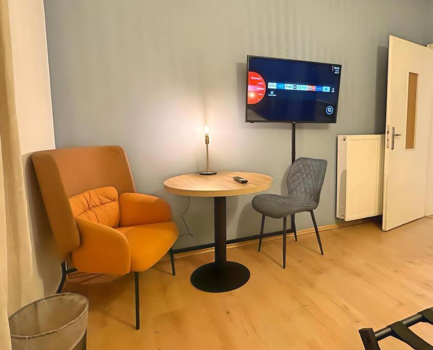 Urban & Chic: 2Bdr, Parkplatz Lejlighed Witten Eksteriør billede